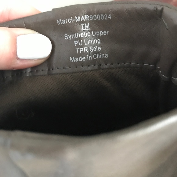 Dooballo | block heel booties - Picture 7 of 8